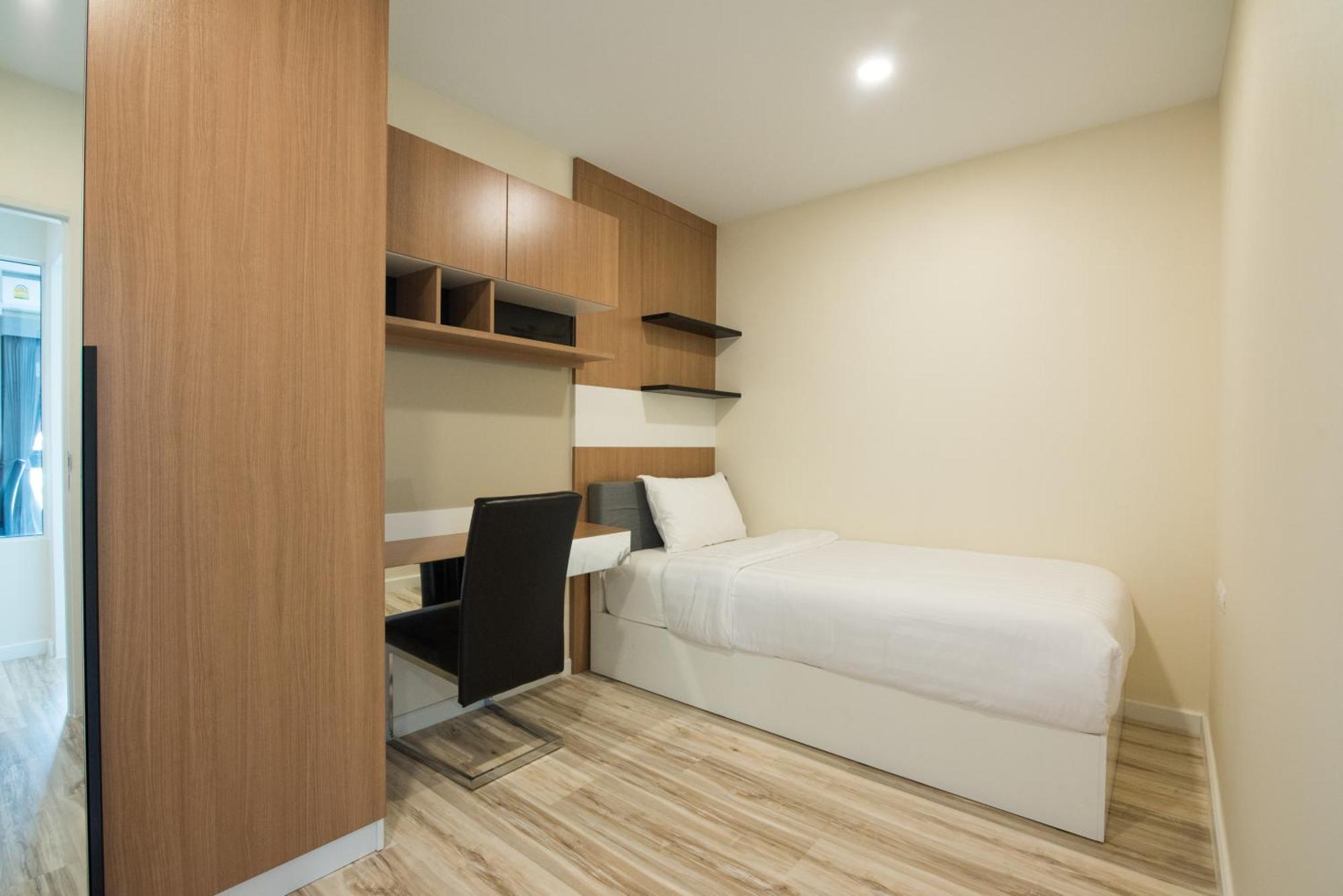 Akira Hotel Sriracha Chonburi Exterior foto