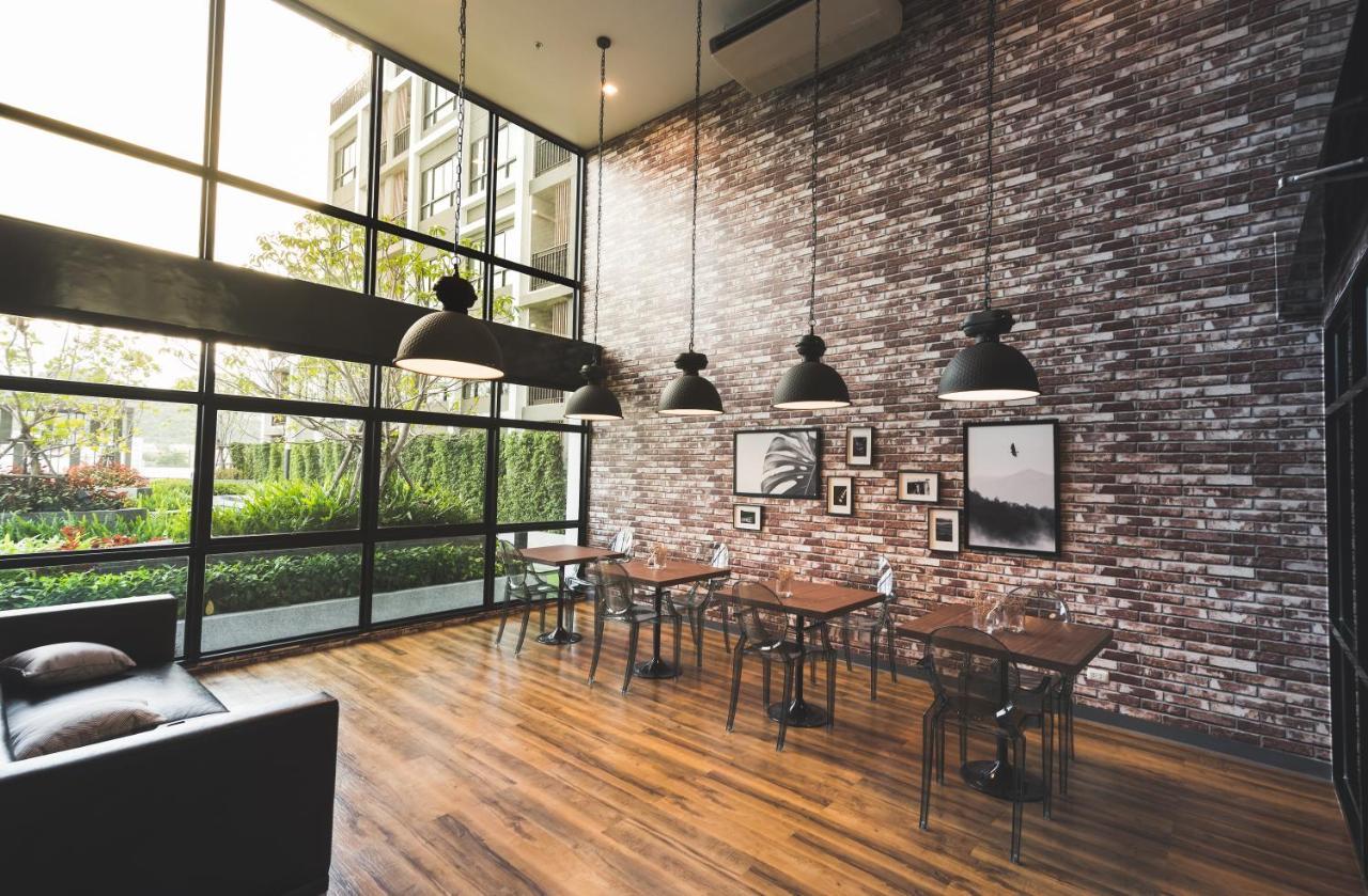 Akira Hotel Sriracha Chonburi Exterior foto