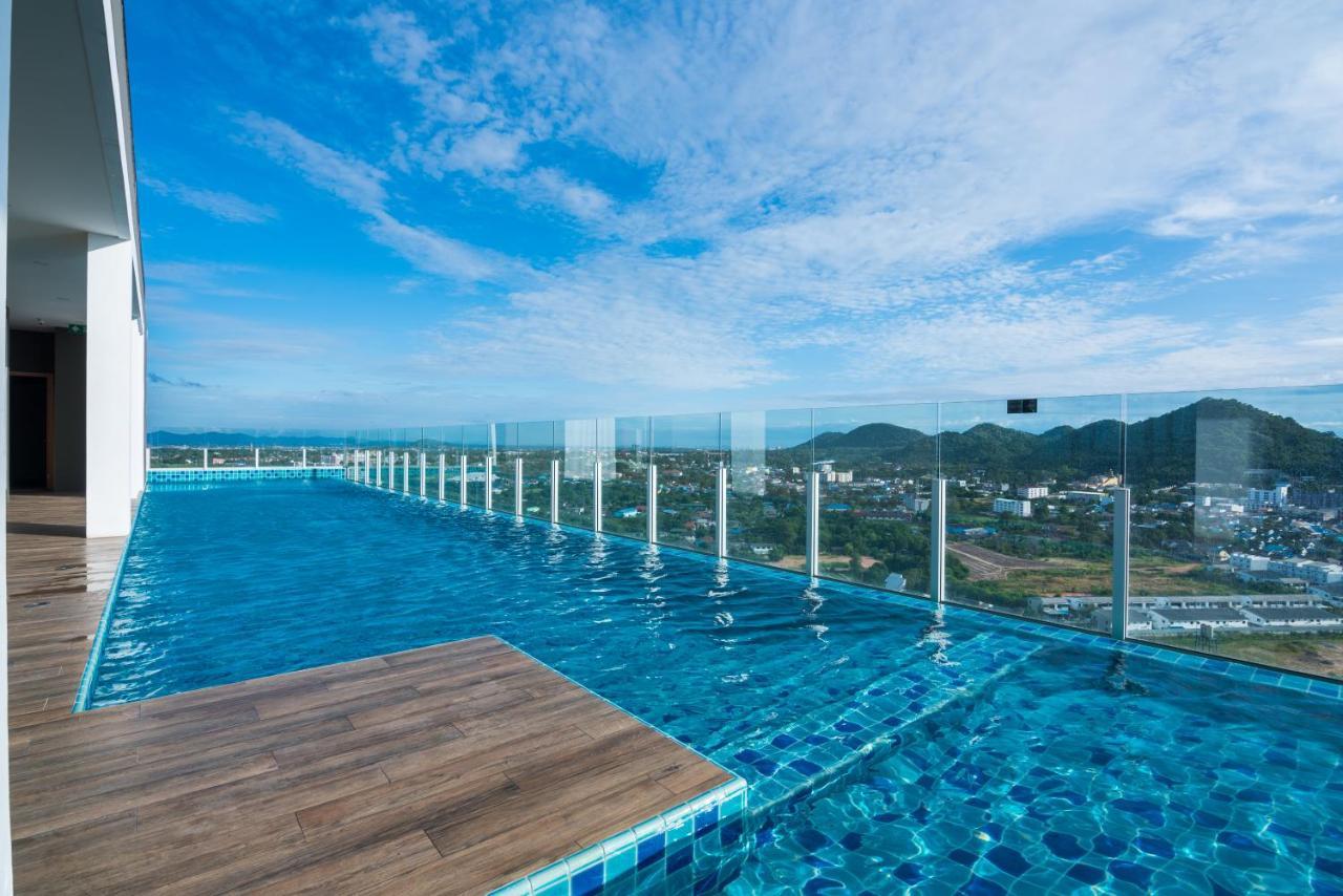 Akira Hotel Sriracha Chonburi Exterior foto